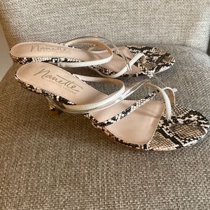 NWOT Nanette Nanette Lepore Criss Cross Strappy Sandals - Dahlia